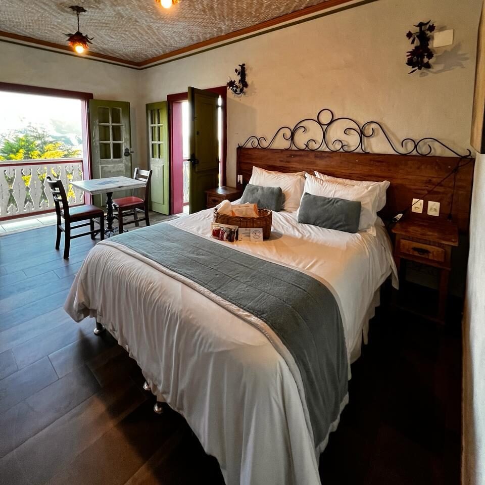 WhatsApp Image 2025-10-16 at 15.36.51 (2)